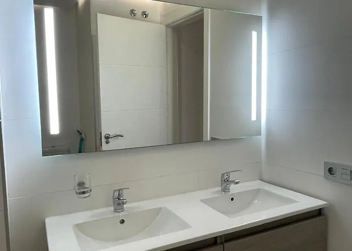 Apartamento 2br Ocean Garden Apt, Heated Pool, Ocean View, Pp81 Costa Adeje (Tenerife)